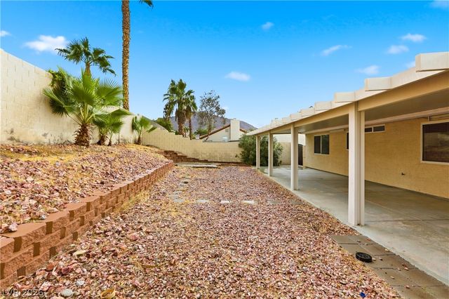 126 Grandview Drive, Henderson, NV 89002