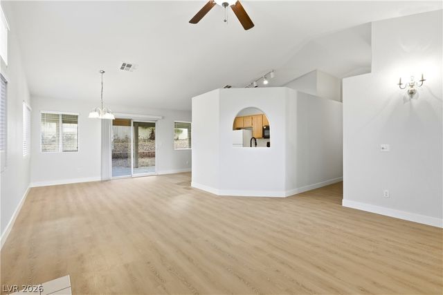 126 Grandview Drive, Henderson, NV 89002