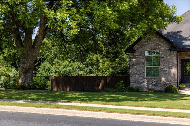 21796 Friendship View Drive, Springdale, AR 72764