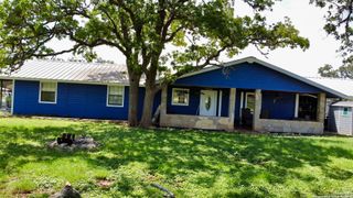 524 ELMWOOD DR, Bandera, TX 78003
