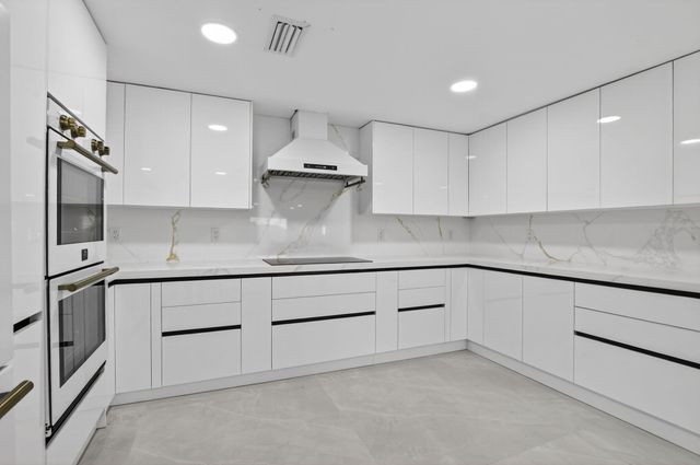 7134 San Sebastian Drive, Boca Raton, FL 33433
