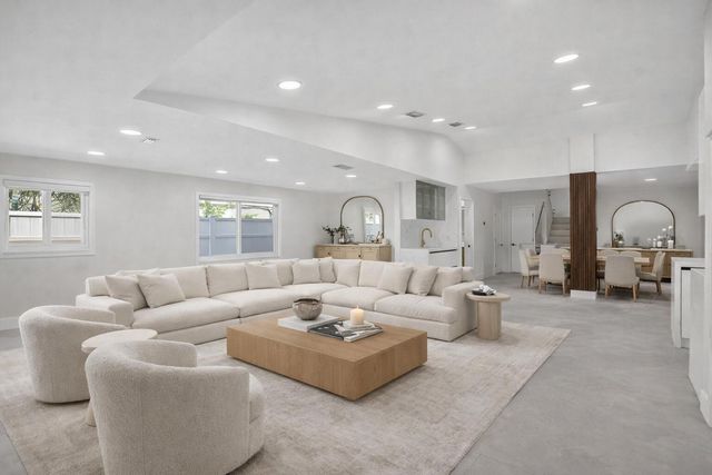 7134 San Sebastian Drive, Boca Raton, FL 33433