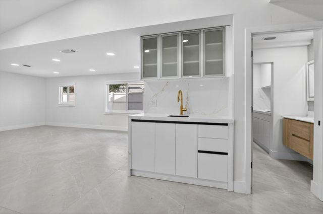7134 San Sebastian Drive, Boca Raton, FL 33433
