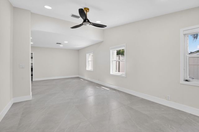 7134 San Sebastian Drive, Boca Raton, FL 33433