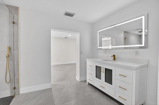 7134 San Sebastian Drive, Boca Raton, FL 33433
