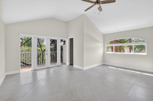 7134 San Sebastian Drive, Boca Raton, FL 33433