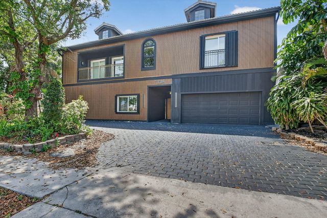 7134 San Sebastian Drive, Boca Raton, FL 33433