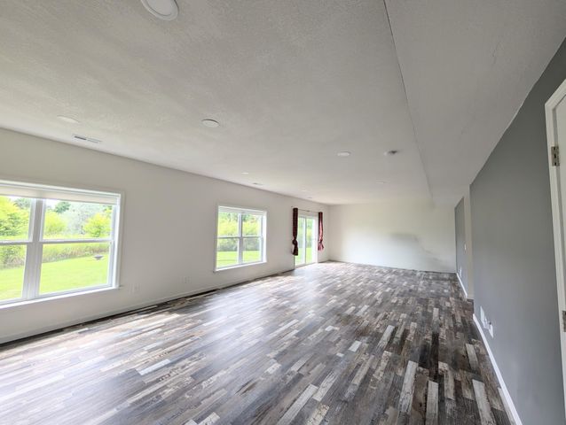 5490 Annapolis Lane N, Plymouth, MN 55446