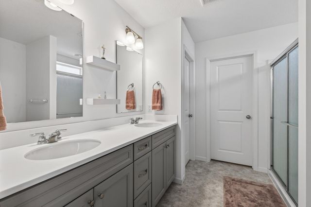 5490 Annapolis Lane N, Plymouth, MN 55446