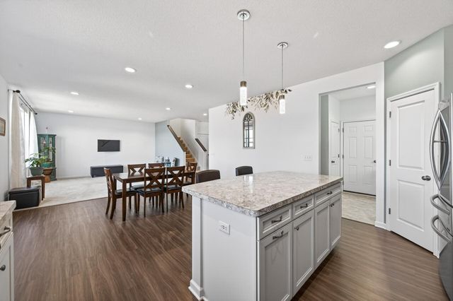 5490 Annapolis Lane N, Plymouth, MN 55446