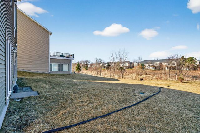 5490 Annapolis Lane N, Plymouth, MN 55446