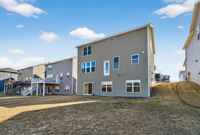 5490 Annapolis Lane N, Plymouth, MN 55446