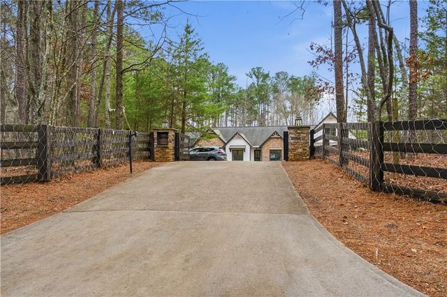 635 Colbert Road, Dallas, GA 30132