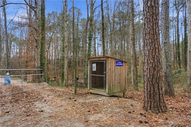 635 Colbert Road, Dallas, GA 30132