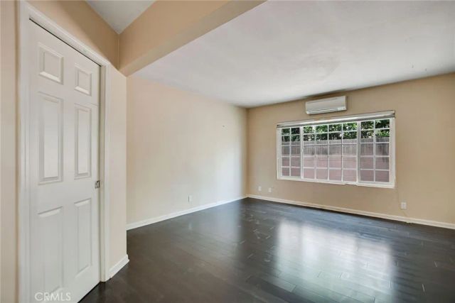 1015 E Walnut Avenue, Orange, CA 92867