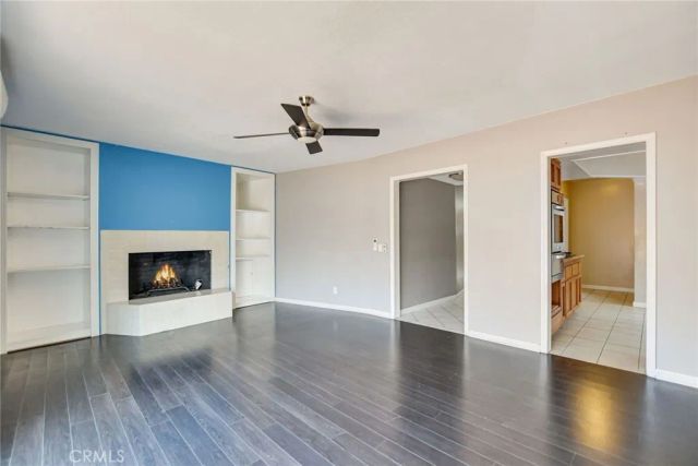 1015 E Walnut Avenue, Orange, CA 92867