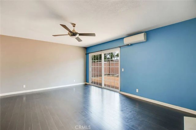 1015 E Walnut Avenue, Orange, CA 92867