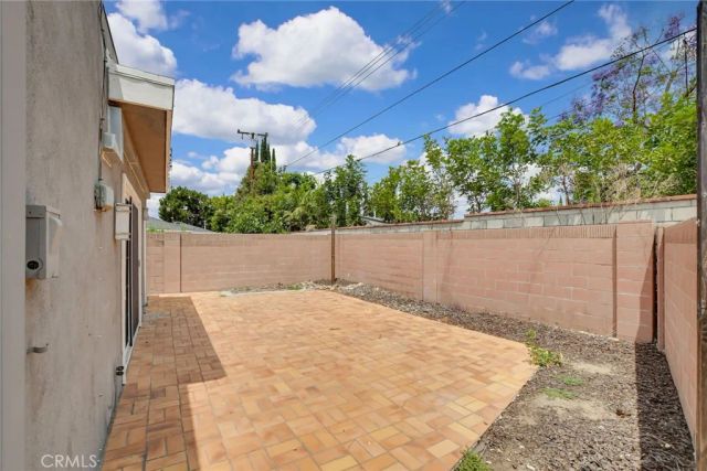 1015 E Walnut Avenue, Orange, CA 92867
