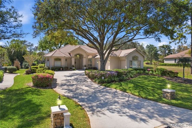 3156 N Caves Valley Path, Lecanto, FL 34461