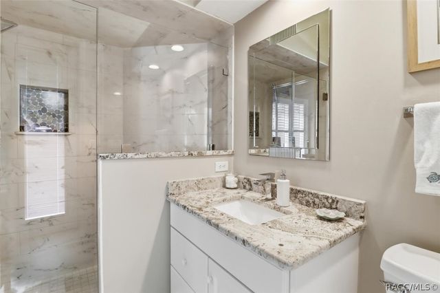 3156 N Caves Valley Path, Lecanto, FL 34461