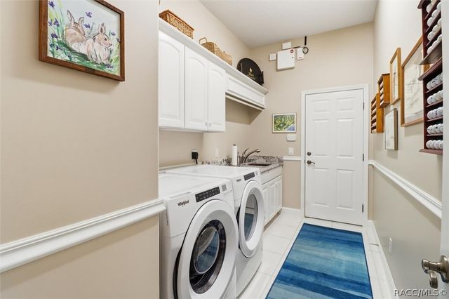 3156 N Caves Valley Path, Lecanto, FL 34461