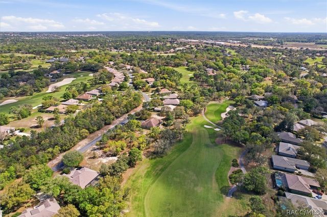 3156 N Caves Valley Path, Lecanto, FL 34461