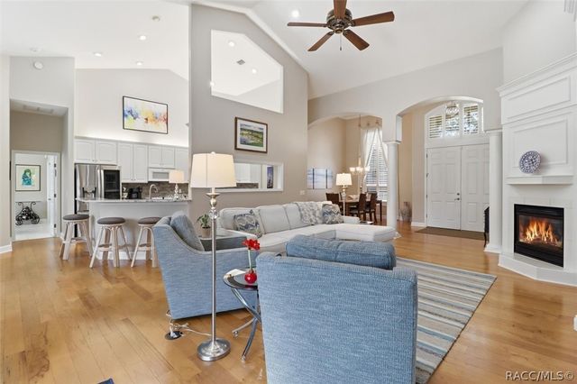 3156 N Caves Valley Path, Lecanto, FL 34461