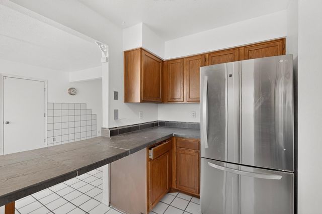 404 Longwood Drive NE, Rio Rancho, NM 87124