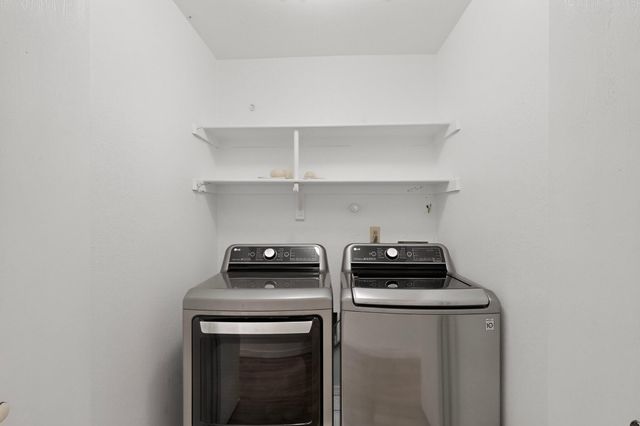 404 Longwood Drive NE, Rio Rancho, NM 87124