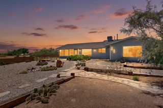 404 Longwood Drive NE, Rio Rancho, NM 87124