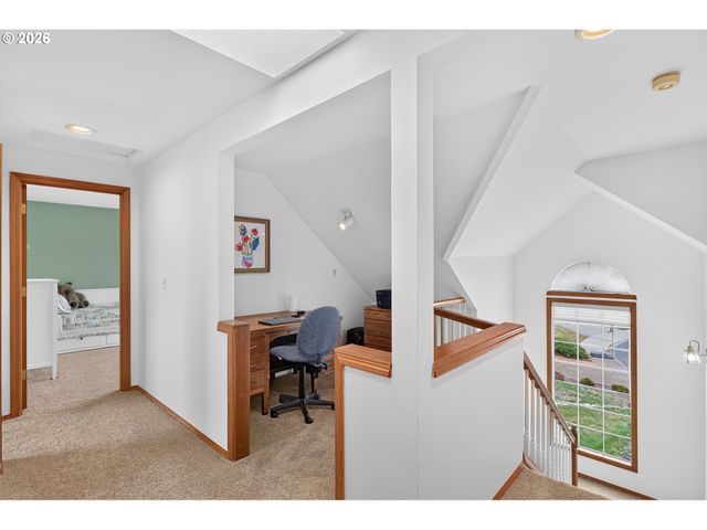 2145 Nw 159TH Pl, Beaverton, OR 97006