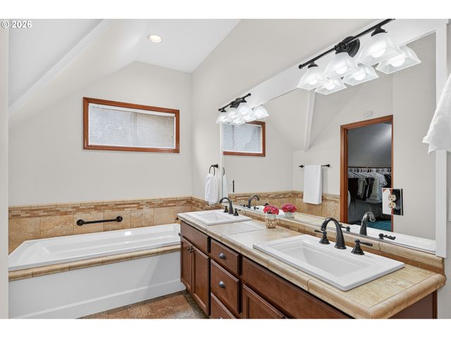 2145 Nw 159TH Pl, Beaverton, OR 97006