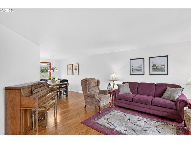 2145 Nw 159TH Pl, Beaverton, OR 97006