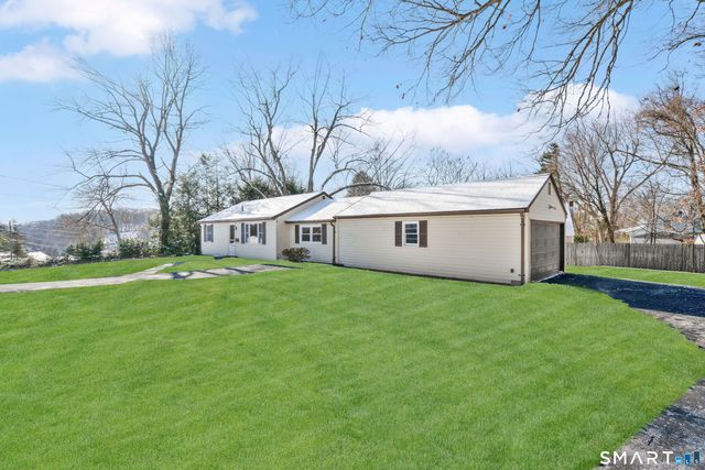 23 Bancroft Road, Vernon, CT 06066