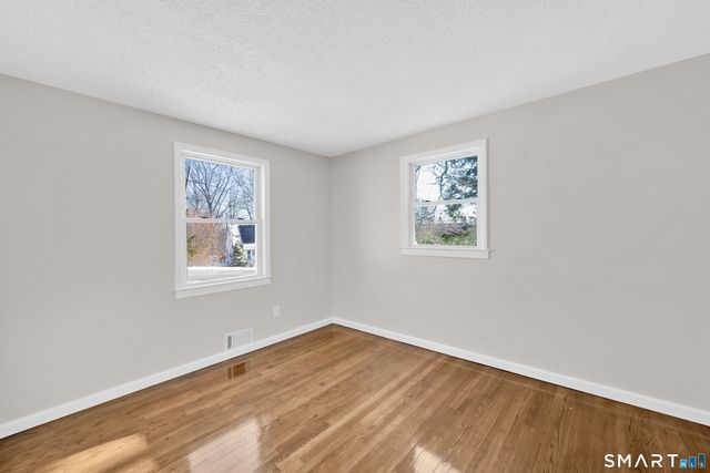 23 Bancroft Road, Vernon, CT 06066