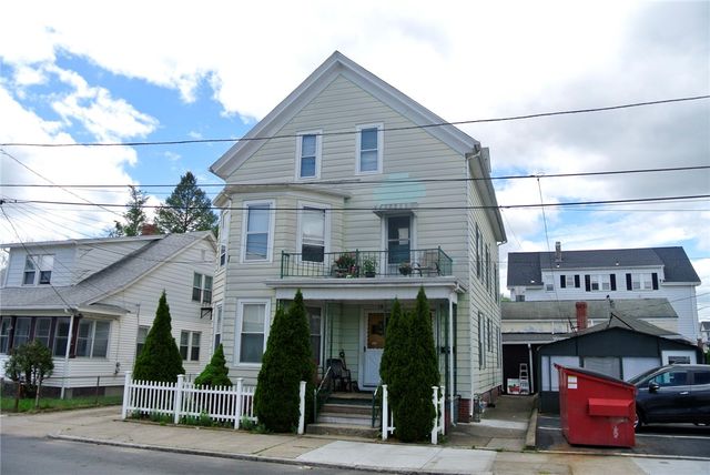 18 Standish Avenue, Cranston, RI 02920