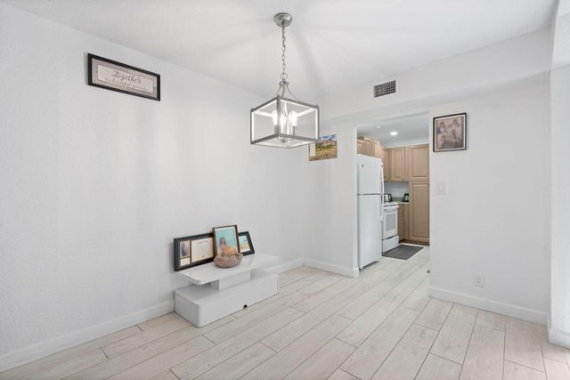 9592 SW 1st Court 13-F, Coral Springs, FL 33071