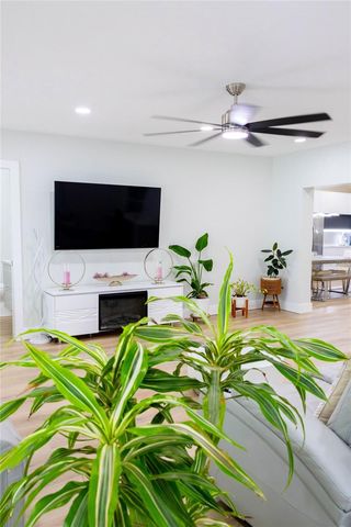 3931 SHORESIDE CIRCLE, Tampa, FL 33624