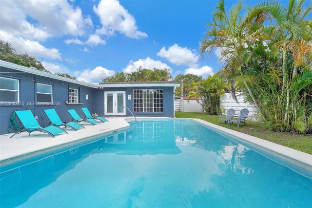 407 S 56th Terrace, Hollywood, FL 33023