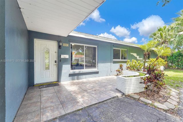 407 S 56th Terrace, Hollywood, FL 33023