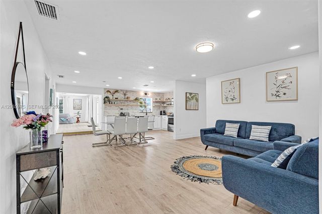 407 S 56th Terrace, Hollywood, FL 33023