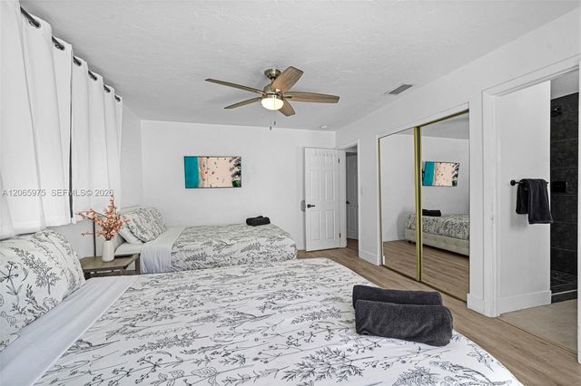 407 S 56th Terrace, Hollywood, FL 33023