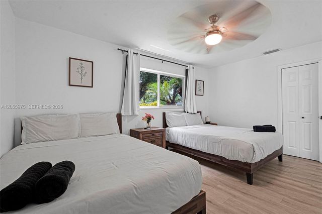 407 S 56th Terrace, Hollywood, FL 33023