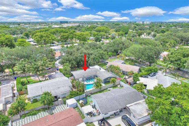 407 S 56th Terrace, Hollywood, FL 33023