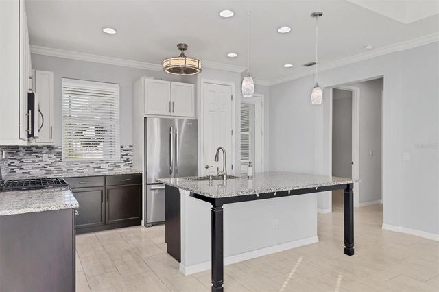 7545 ALUMNI TRAIL, Sarasota, FL 34243