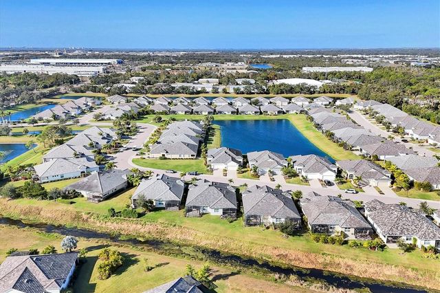 7545 ALUMNI TRAIL, Sarasota, FL 34243