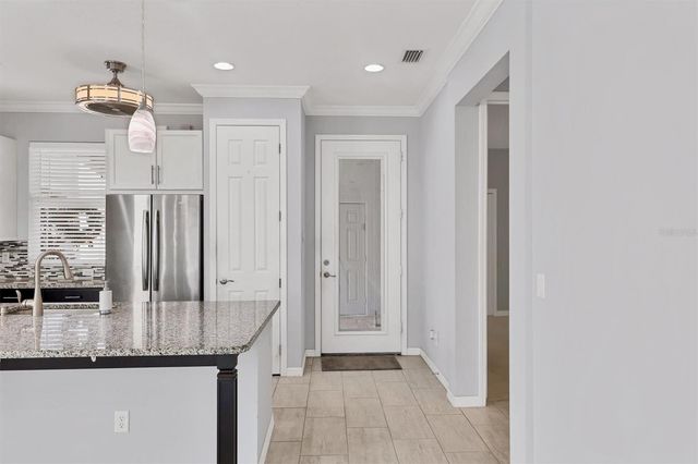 7545 ALUMNI TRAIL, Sarasota, FL 34243