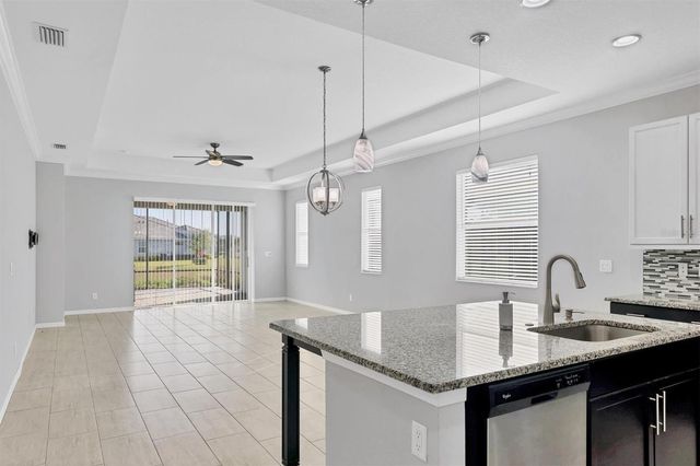 7545 ALUMNI TRAIL, Sarasota, FL 34243