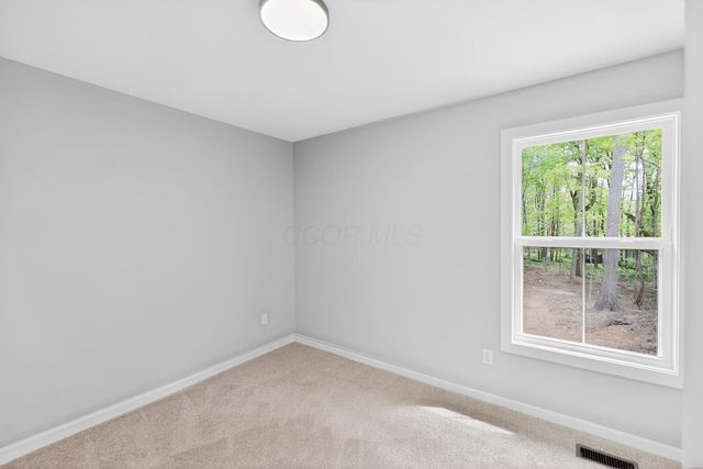 532 Floral Valley W, Howard, OH 43028