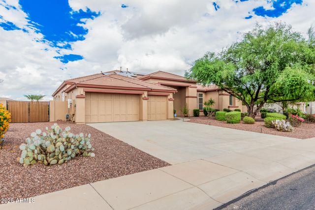 18416 W MONTEBELLO Avenue, Litchfield Park, AZ 85340